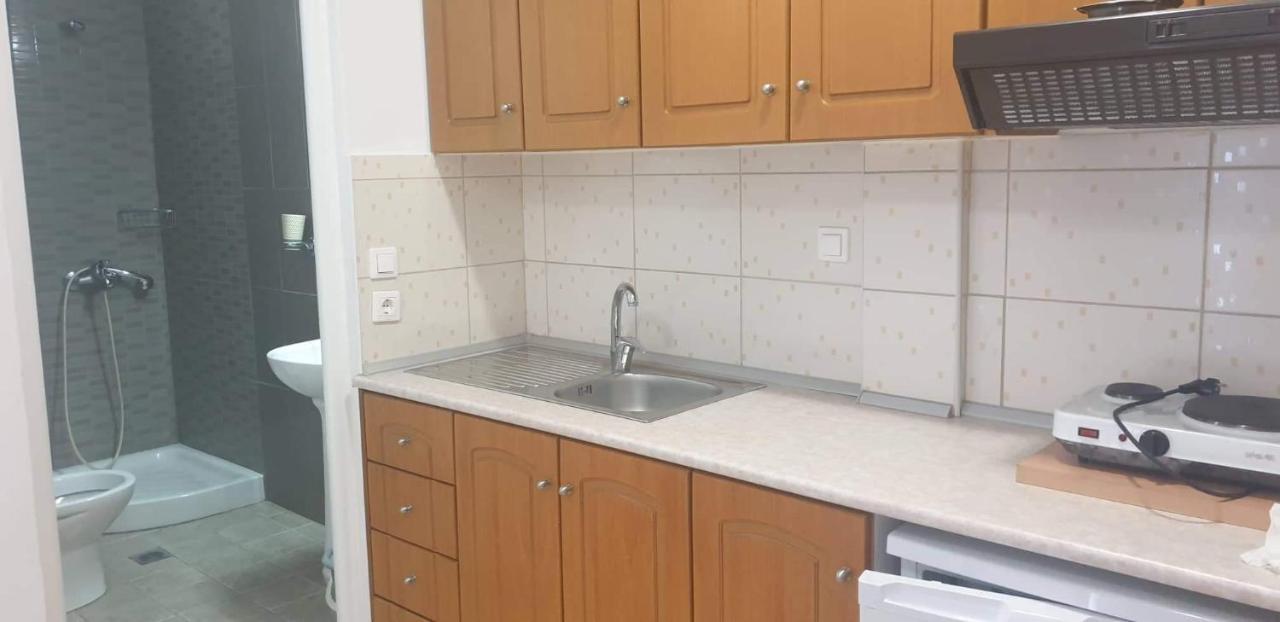 Achilleas Apartments Paralia Skotinis Exterior photo